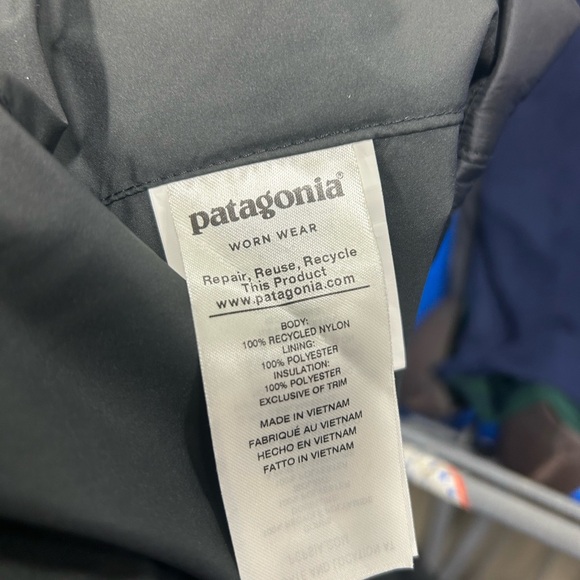 Patagonia Coat - Picture 11 of 11